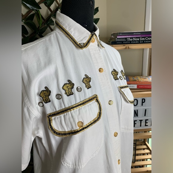 Elephant - Picture 2 of 4